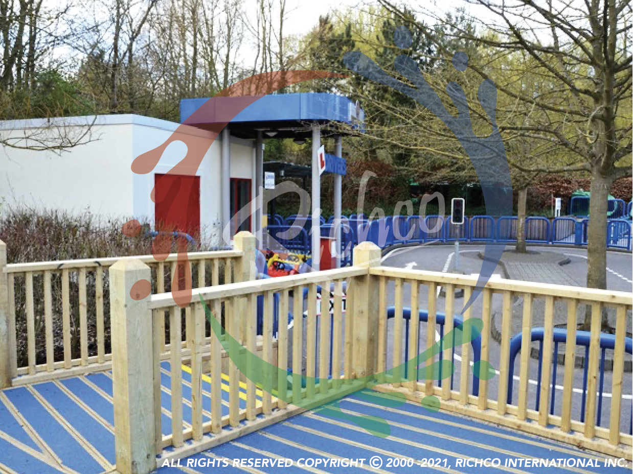 Richco Flooring at LEGOLAND Windsor - L Drivers - Non Slip Decking Strips